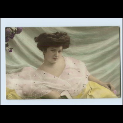 Y488/ Hübsche junge Frau Erotik NPG Foto AK ca.1910