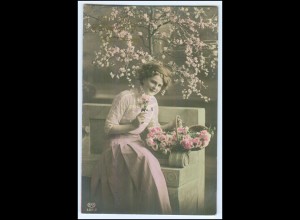 Y1703/ Glückwunsch zum Geburtstag Frau mit Blumenkorb 1913 Foto AK