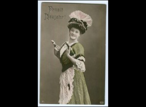 Y2538/ Junge Frau mit Sektflasche schöne Neujahr Foto AK 1908