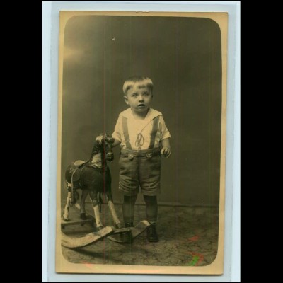 T1944/ Kleiner Junge mit Schaukelpferd Privat Foto AK ca.1925 Spielzeug