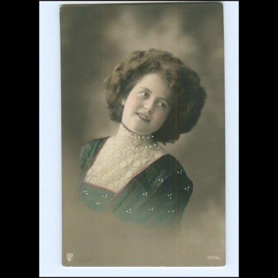 Y16081/ Junge hübsche Frau Foto koloriert AK ca.1910
