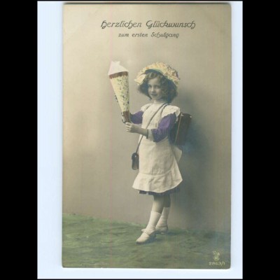 Y16170/ Einschulung Schule Mädchen mit Schultüte Foto AK 1914