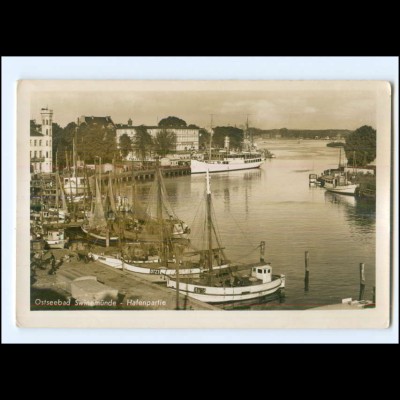 V270/ Swinemünde Hafen Fischerboote Foto Ak ca.1938 Pommern