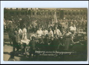 V1134/ Empfang unserer Kriegsgefangenen in Hammelburg Foto AK ca.1918