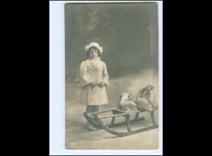 MM0737/ Neujahr Mädchen mit Schlitten Foto AK ca.1912