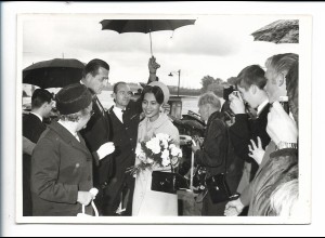 V4292/ Königin Sirikit von Thailand in Bremen-Vegesack Foto AK 1966
