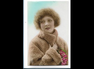 V4424/ Hübsche junge Frau Foto Ak ca.1925