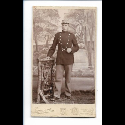 S2454/ CDV Foto Soldat in Uniform Foto L. Lippert, Fredericia , Dänemark ca.1900