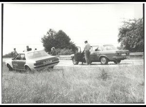C5716/ Autobahn Polizei Ford Granada Foto 21 x 15 cm 70er Jahre