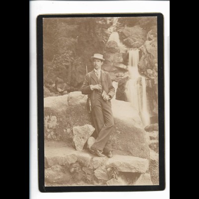 S4507/ Kabinettfoto junger Mann mit Gewehr Foto ca. 18 x 13 cm 