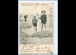 Y20772/ Bei der Arbeit, Kinder am Strand Badeleben AK 1904
