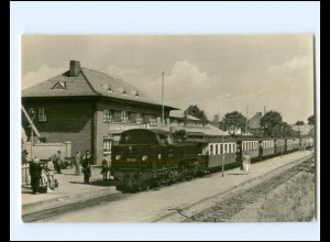 XX15842-182/ Ostseebad Kühlungsborn Molly im Bahnhof AK Eisenbahn 1957