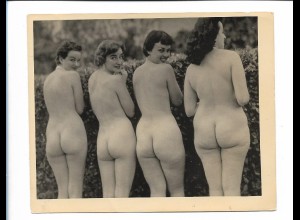 Y22014/ 4 nackte Frauen schönes Privat-Foto 50er Jahre Erotik 