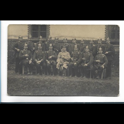 Y22118/ Soldaten mit Pickelhaube Foto AK ca.1915 1. Weltkrieg