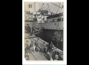 C4729/ Bananendampfer wird entladen Foto 30er Jahre 17 x11,5 cm Hafen Demag Kran