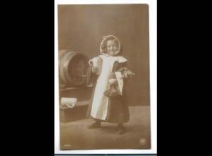 Y23353/ Mädchen als Münchener Kindl NPG Foto AK 1906 Bier 