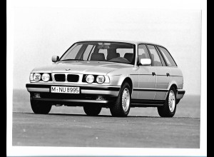 MM0360/ Orig. Werksfoto Foto BMW 530i Touring 