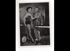 C4026/ Variete Musik-Artisten Frau mit Banjo Foto 18 x 13 cm ca.1955
