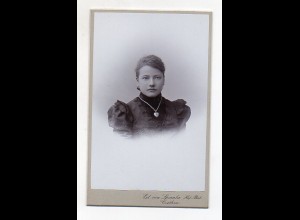 Y5384/ CDV Foto junge Frau Atelier Ed.v. Spoenla Cöthen Köthen 1899