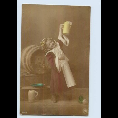 P4D28/ Bier Münchener Kindl mit Bierkrug Bierfaß NPG Foto AK ca.1910